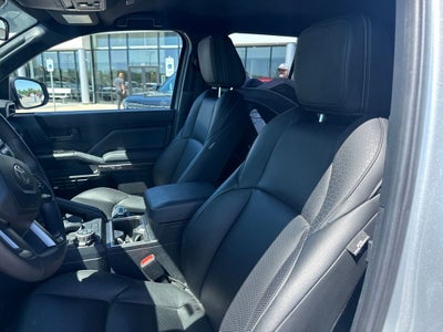 2025 Toyota 4Runner i-FORCE MAX Hybrid TRD Off Road