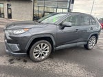 2021 Toyota RAV4 XLE Premium CLEAN CARFAX / ONE OWNER / MOONROOF