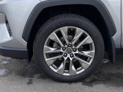 2019 Toyota RAV4 Limited AWD / LEATHER / SUNROOF