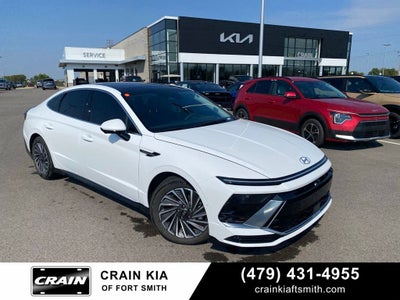 2025 Hyundai Sonata Hybrid Limited MOONROOF / NAV / ONE OWNER / HEATED SEATS