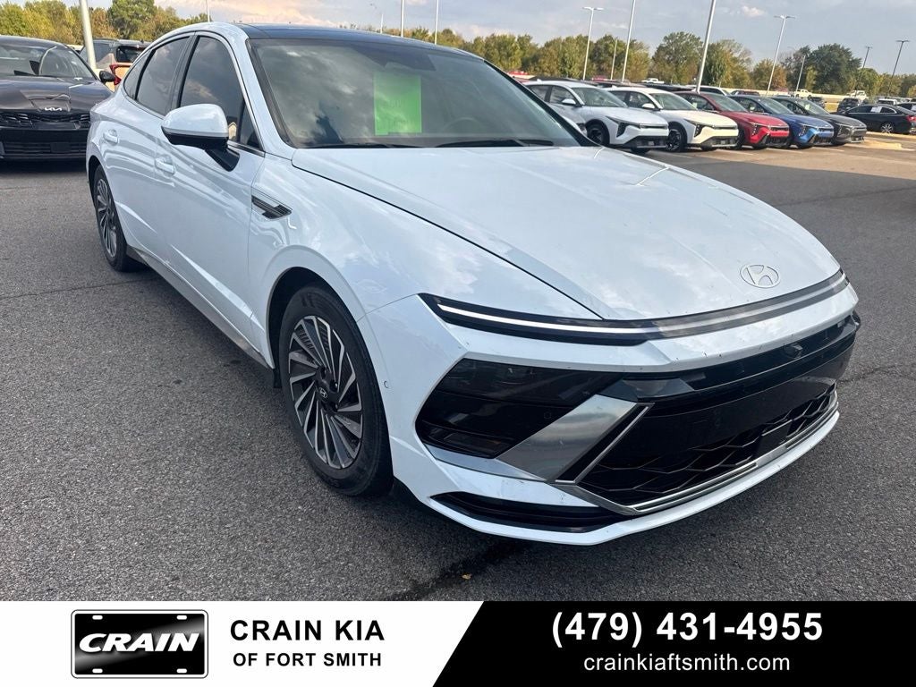 2025 Hyundai Sonata Hybrid Limited MOONROOF / NAV / ONE OWNER / HEATED SEATS