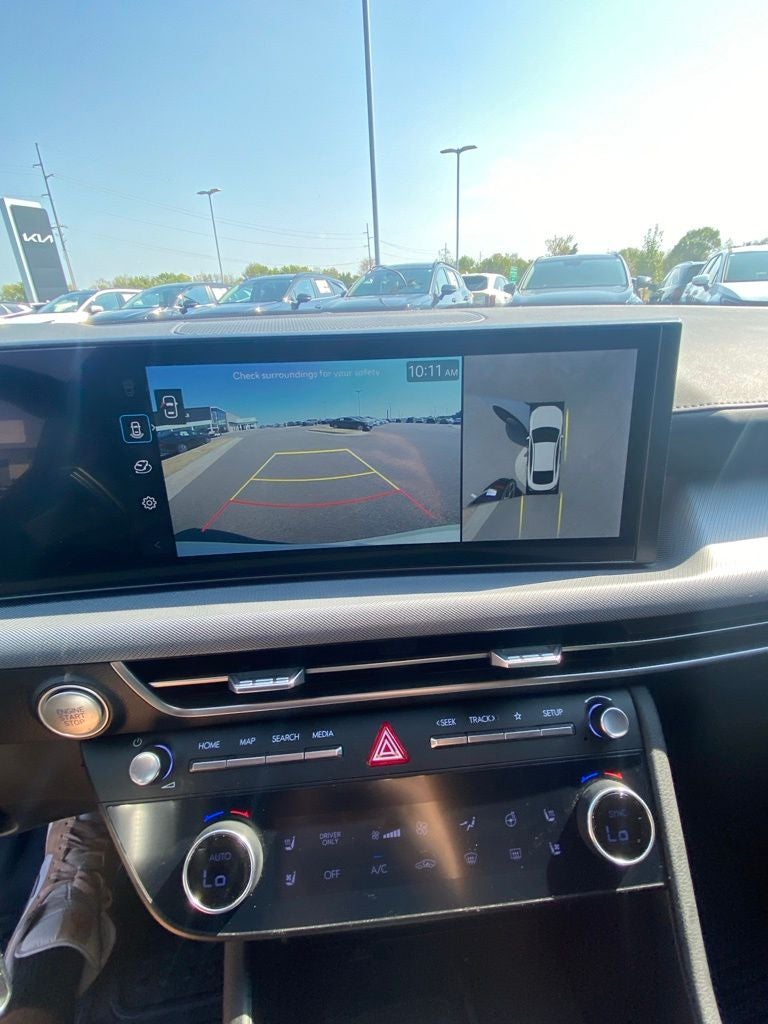 2025 Hyundai Sonata Hybrid Limited MOONROOF / NAV / ONE OWNER / HEATED SEATS