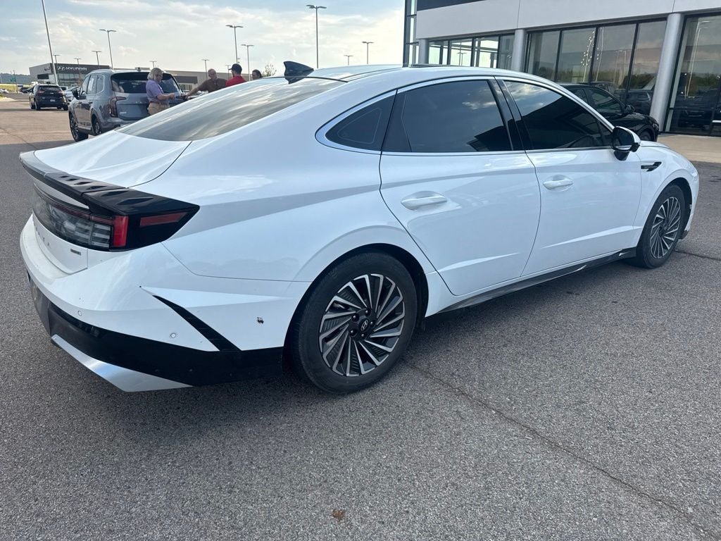 2025 Hyundai Sonata Hybrid Limited MOONROOF / NAV / ONE OWNER / HEATED SEATS
