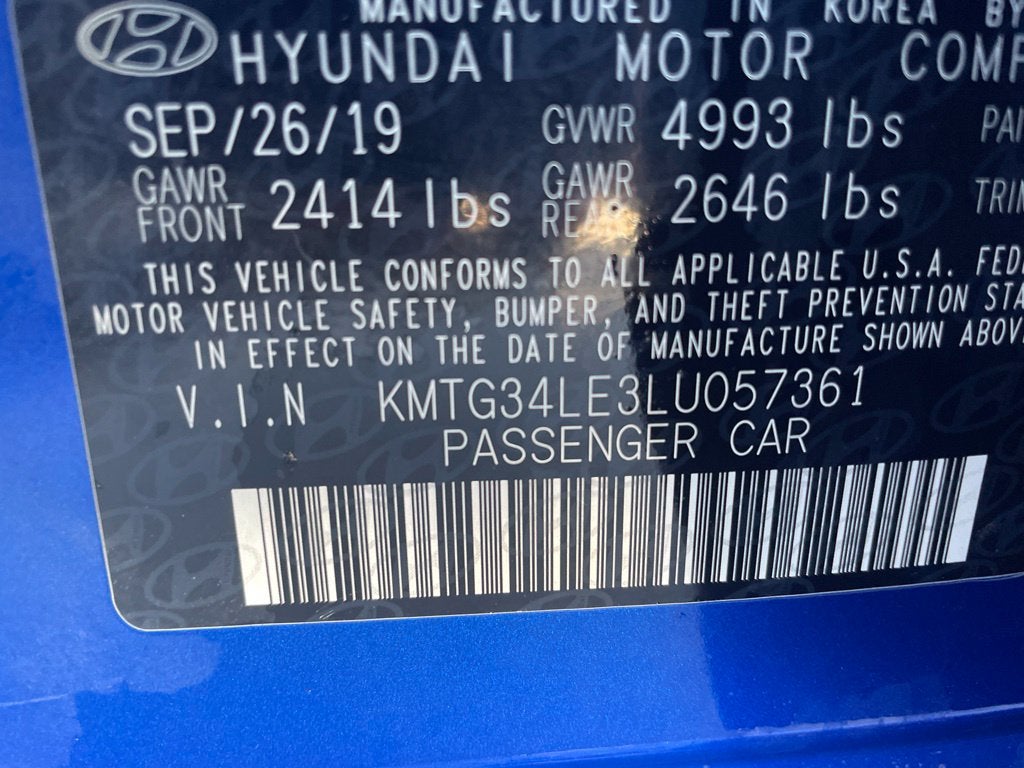 2020 Genesis G70 3.3T MOONROOF / HEATED SEATS / NAV / PRESTIGE PACKAGE
