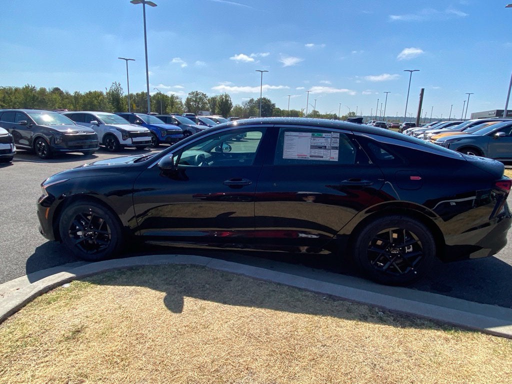 2026 Kia K5 LXS