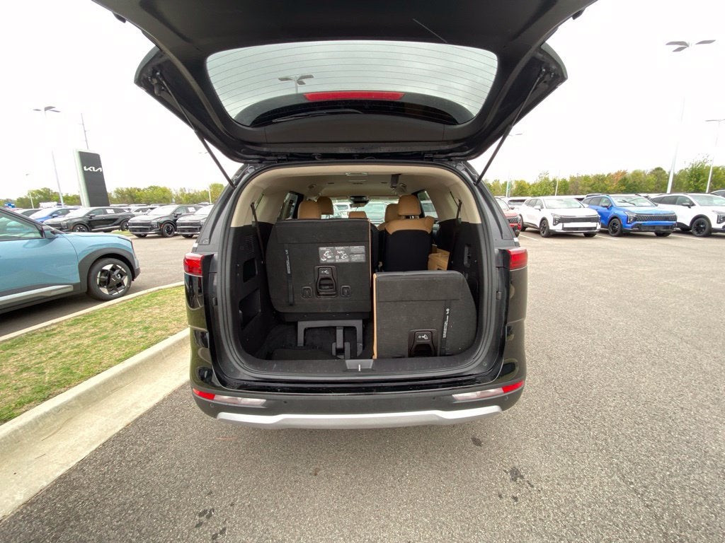 2024 Kia Carnival LX APPLE CARPLAY / 3RD ROW