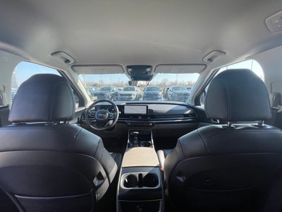 2025 Kia Carnival LXS LEATHER / HEATED SEATS / NAV