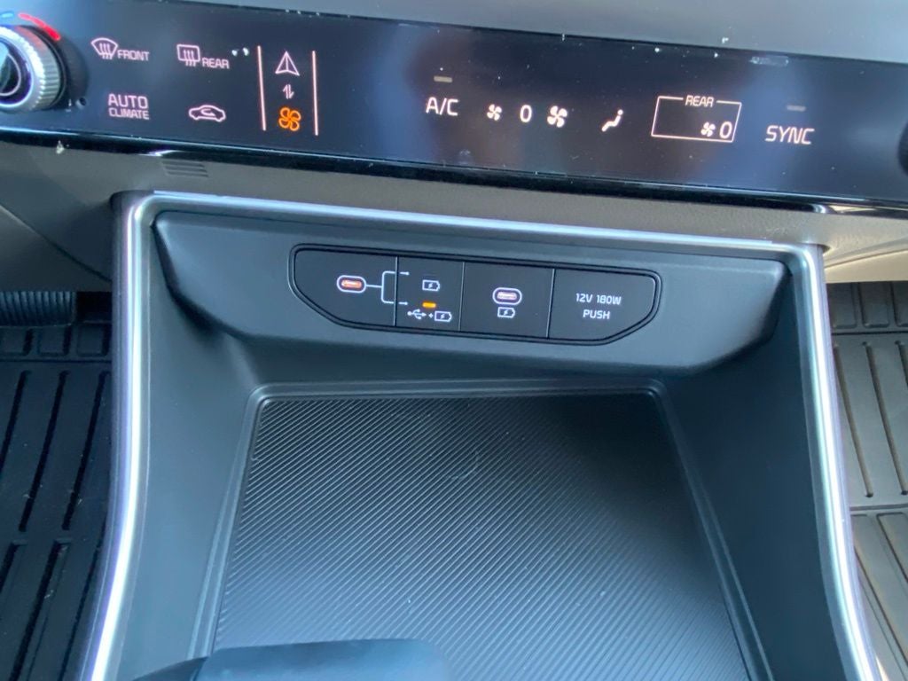 2026 Kia Carnival LXS