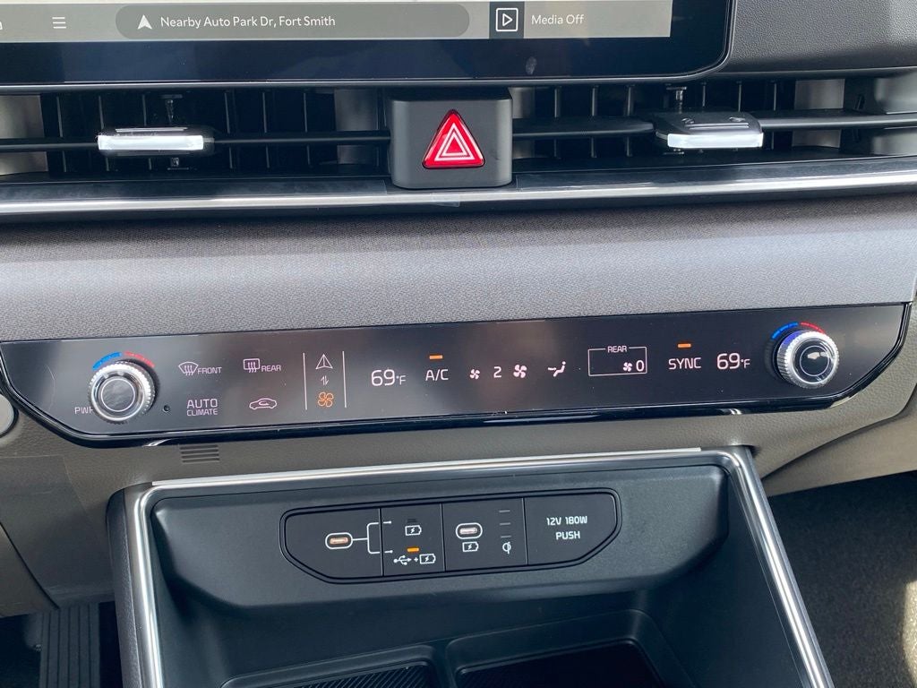 2026 Kia Carnival EX