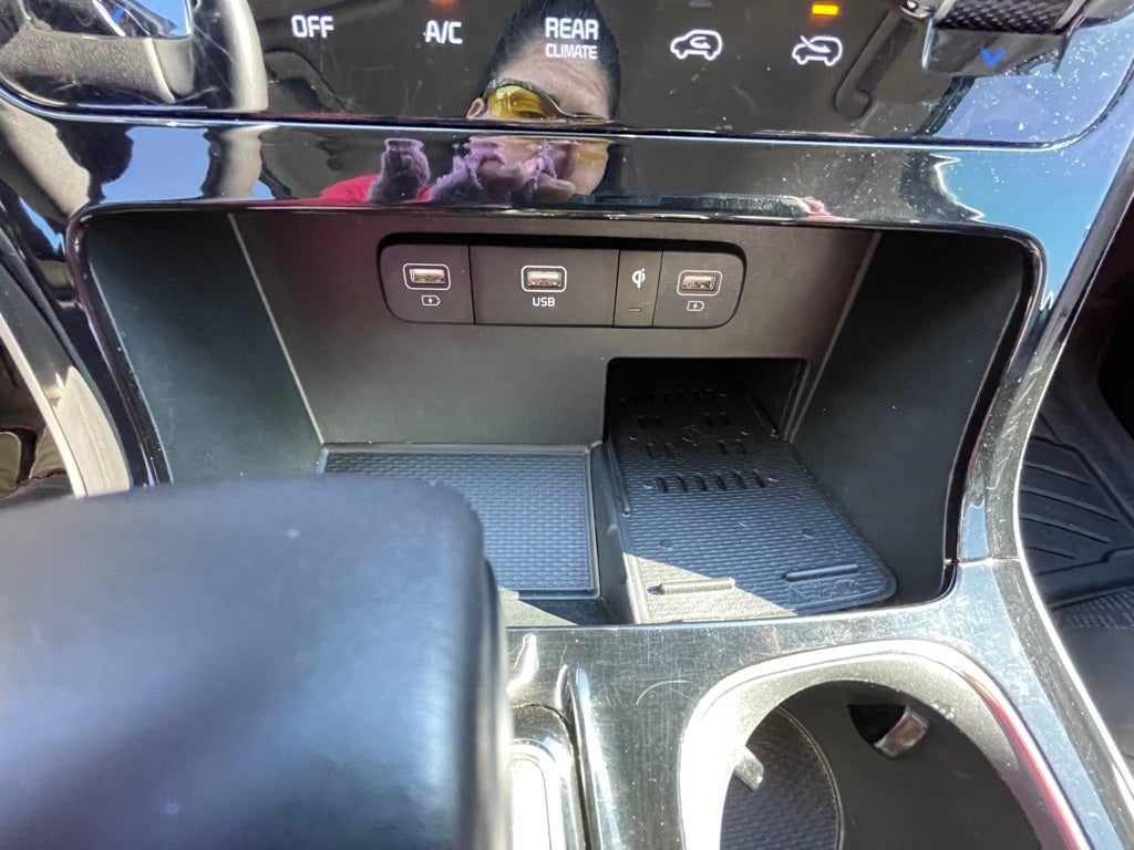 2024 Kia Carnival SX LEATHER / HEATED SEATS / SUNROOF