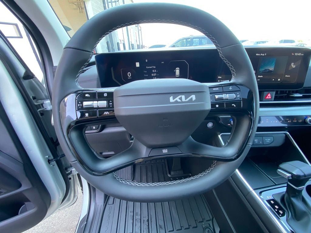 2027 Kia Carnival SX
