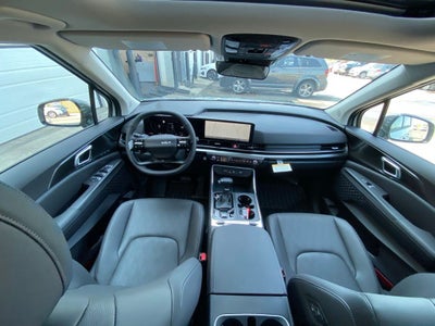 2027 Kia Carnival SX