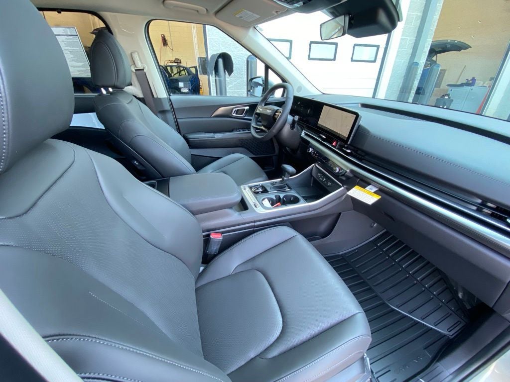 2027 Kia Carnival SX