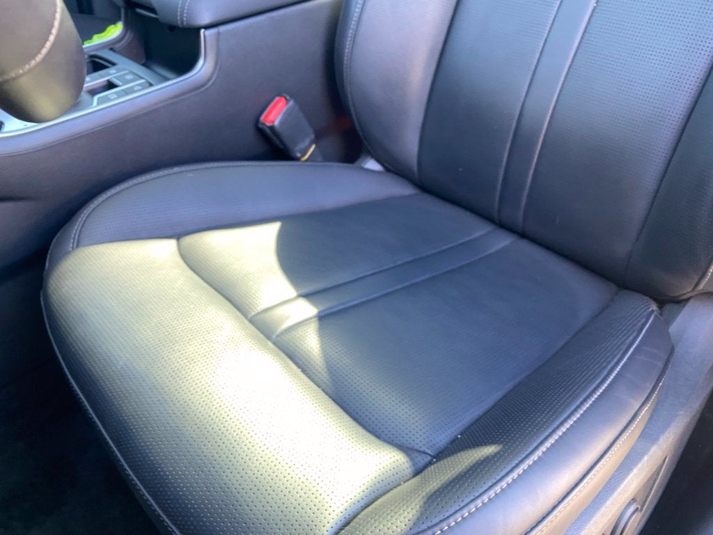 2025 Kia Sorento Hybrid EX MOONROOF / HEATED SEATS / LEATHER / 3RD ROW