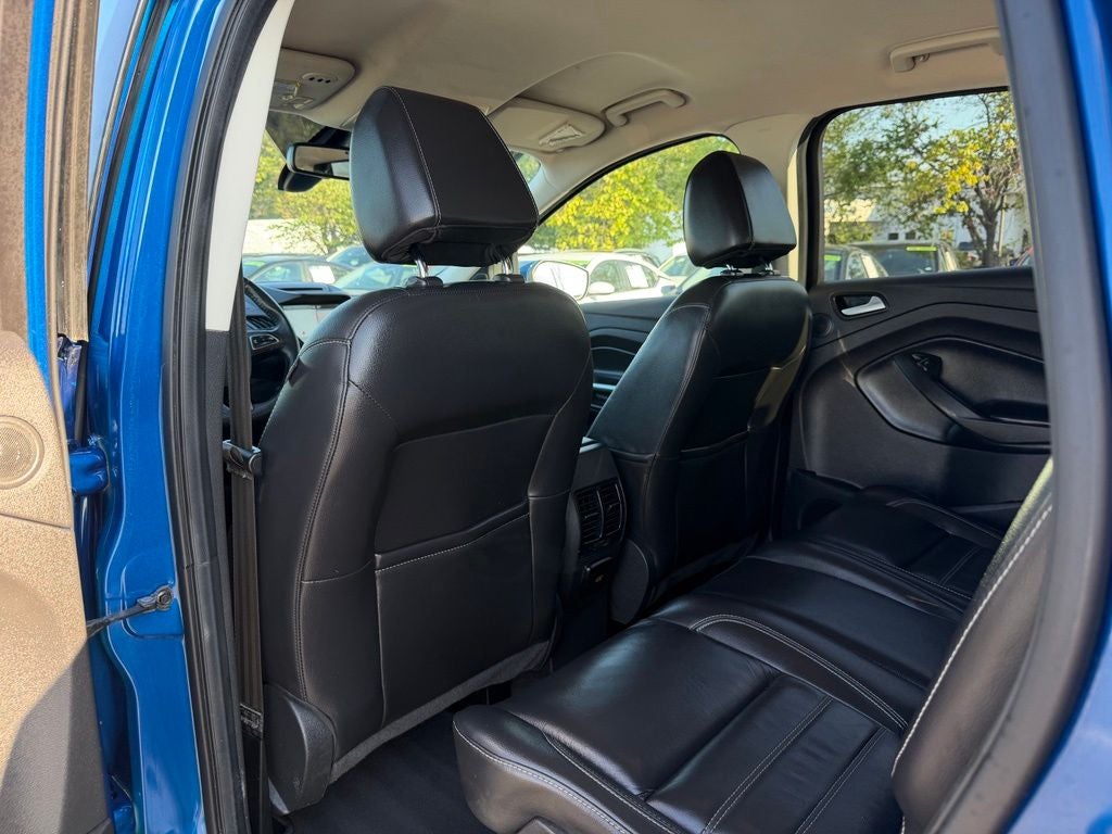 2017 Ford Escape Titanium * Low Miles/ Clean Carfax