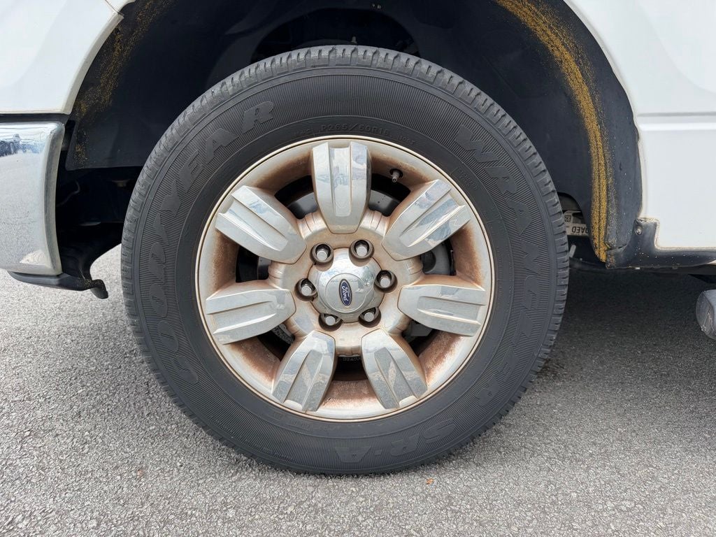 2009 Ford F-150 Base