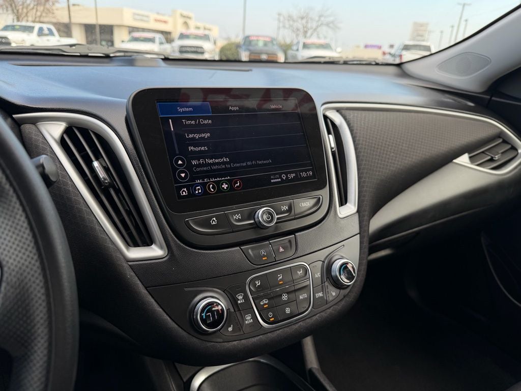 2022 Chevrolet Malibu LT