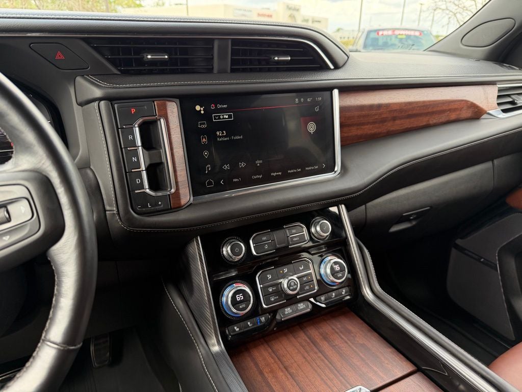 2023 GMC Yukon Denali Ultimate