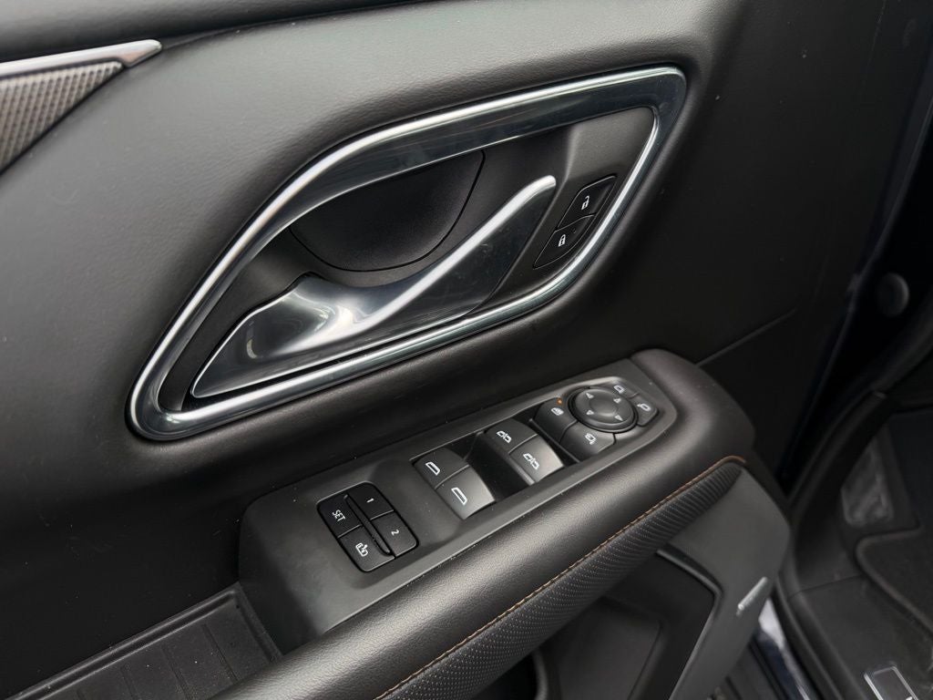 2023 GMC Yukon XL AT4