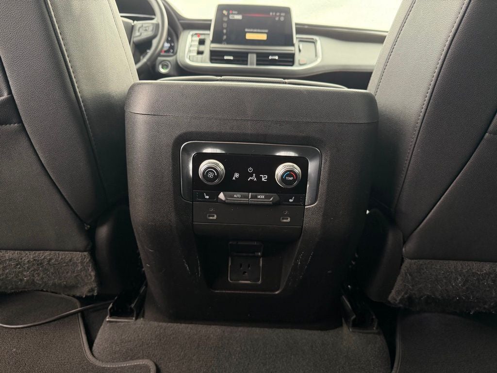 2023 GMC Yukon XL AT4