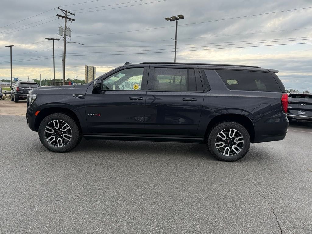 2023 GMC Yukon XL AT4