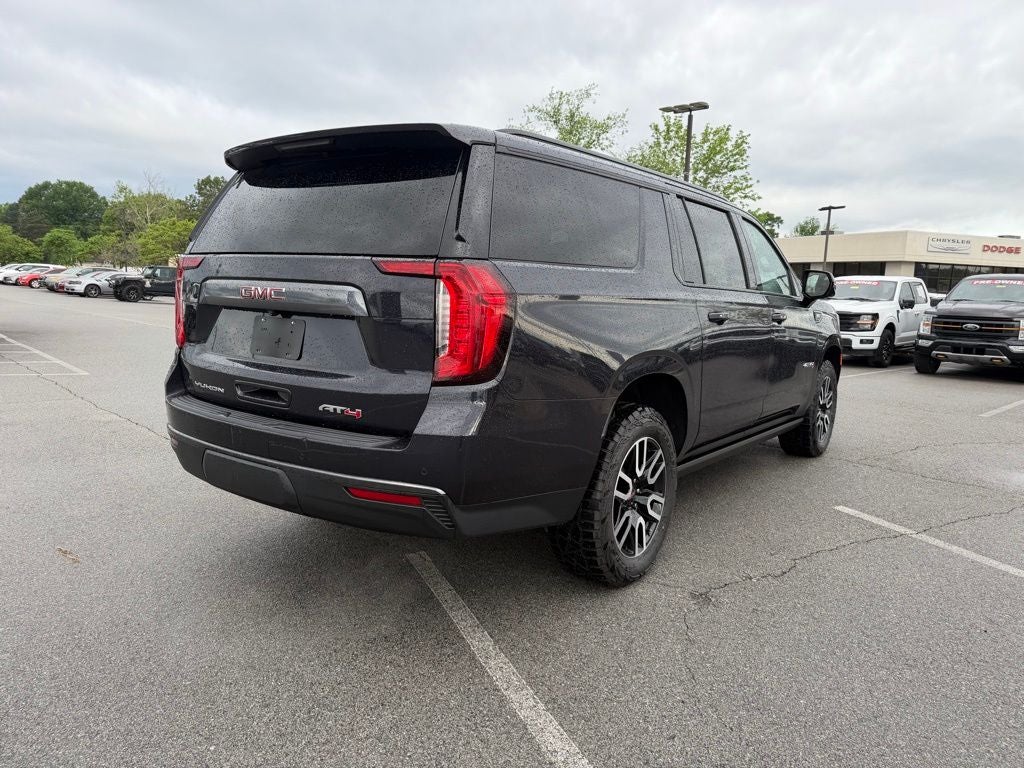 2023 GMC Yukon XL AT4