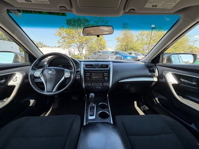 2015 Nissan Altima 2.5 SV *LOW MILES
