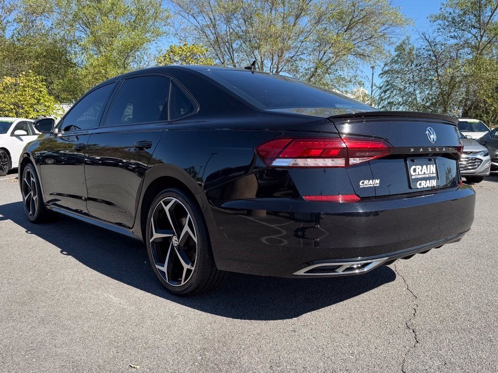 2021 Volkswagen Passat 2.0T R-Line