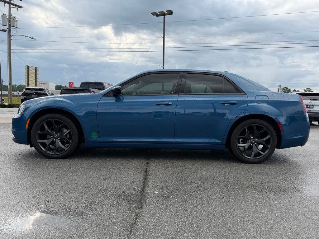 2022 Chrysler 300 Touring