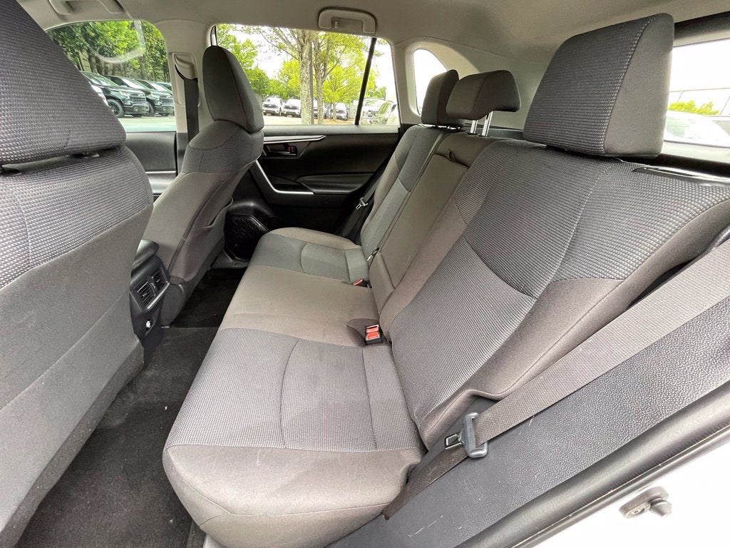 2025 Toyota RAV4 LE