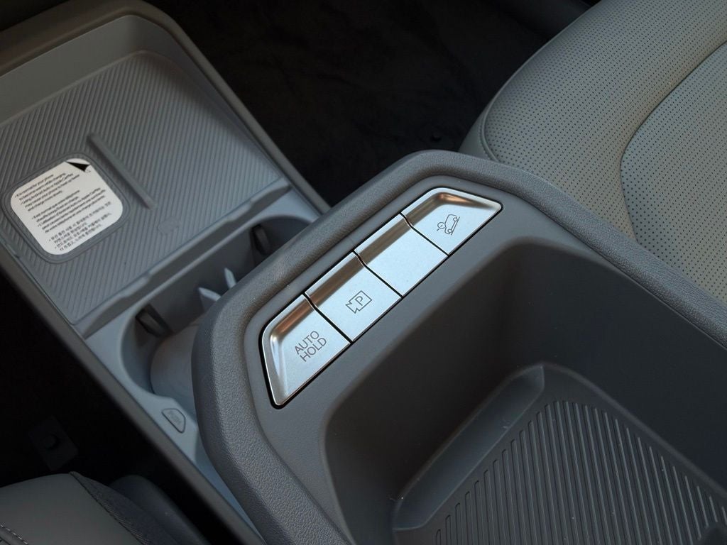2027 Kia EV3 Base