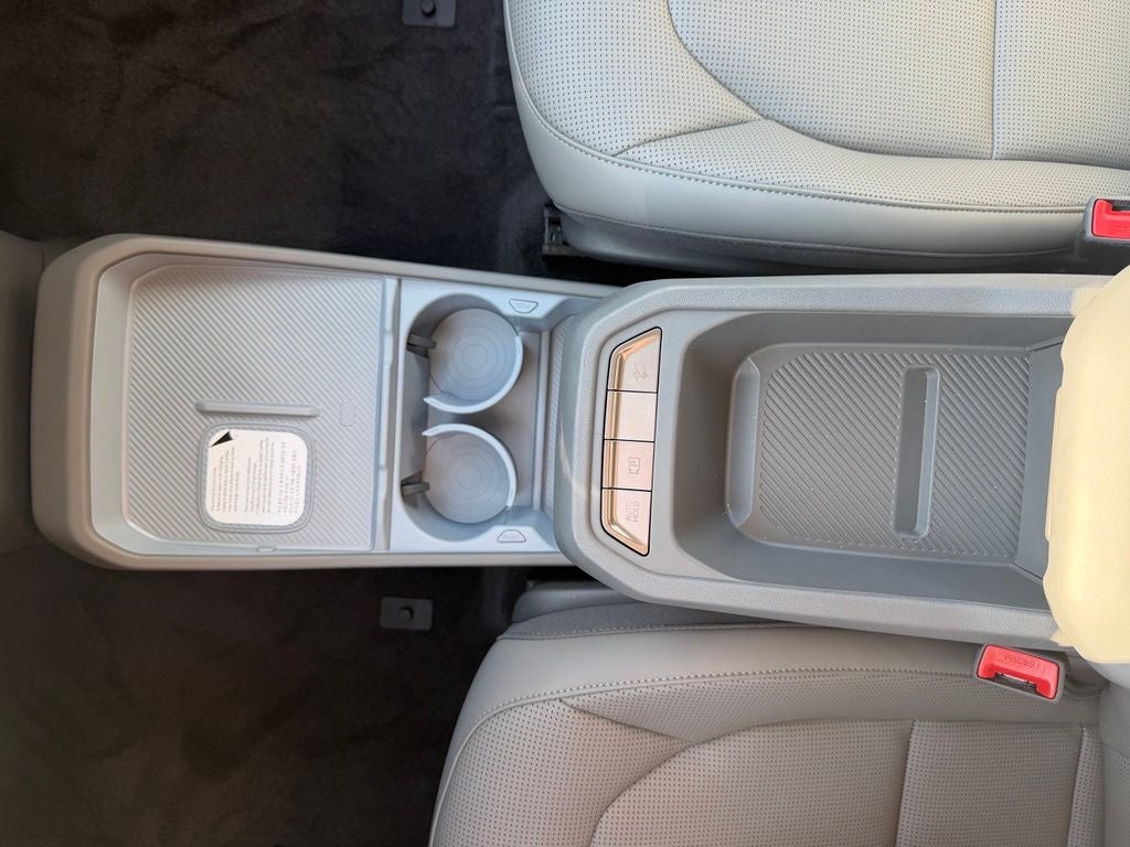 2027 Kia EV3 Base