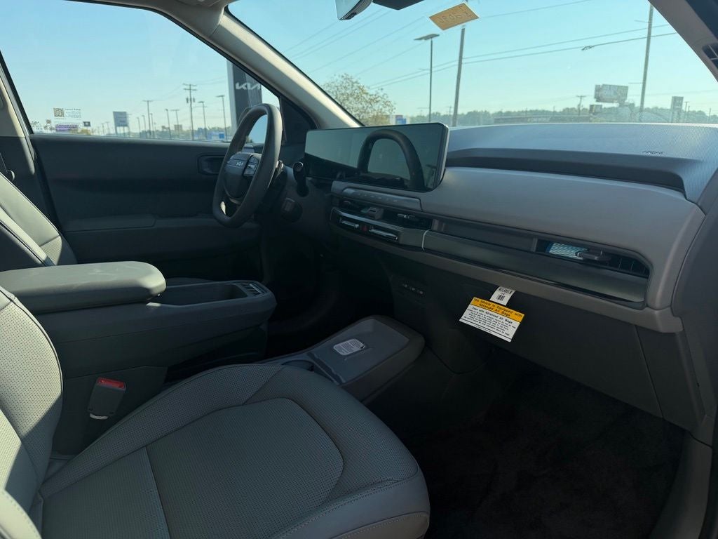 2027 Kia EV3 Base