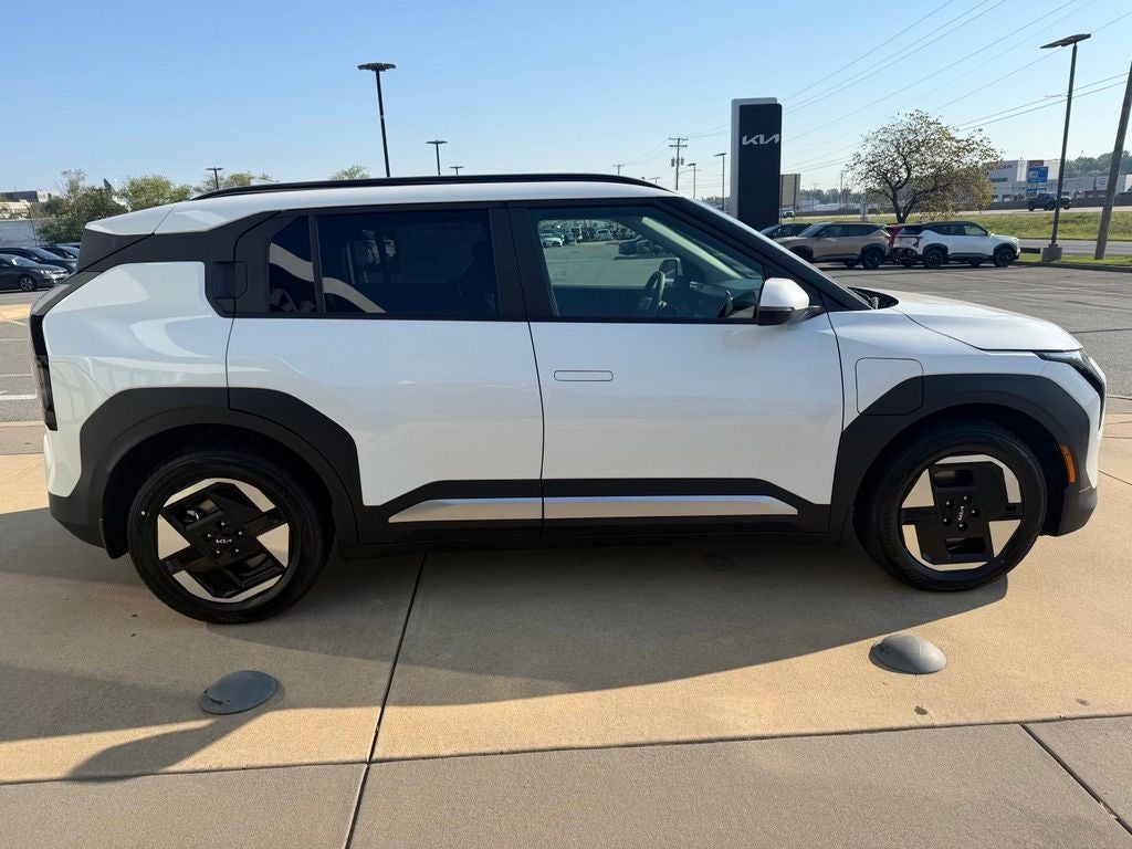 2027 Kia EV3 Base