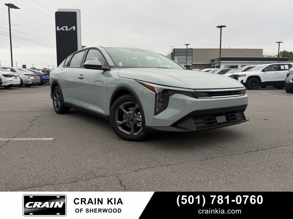 2026 Kia K4 LXS