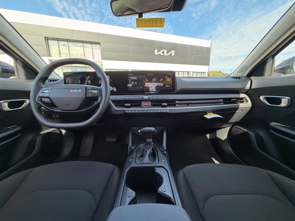 2027 Kia K4 LXS