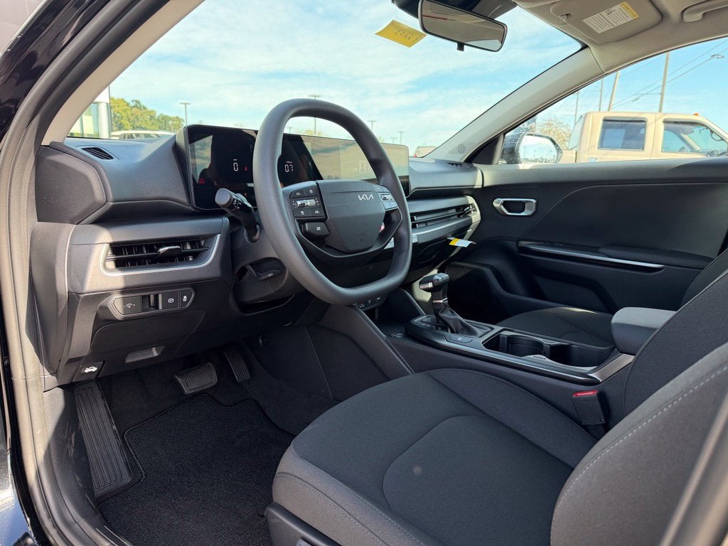 2027 Kia K4 LXS