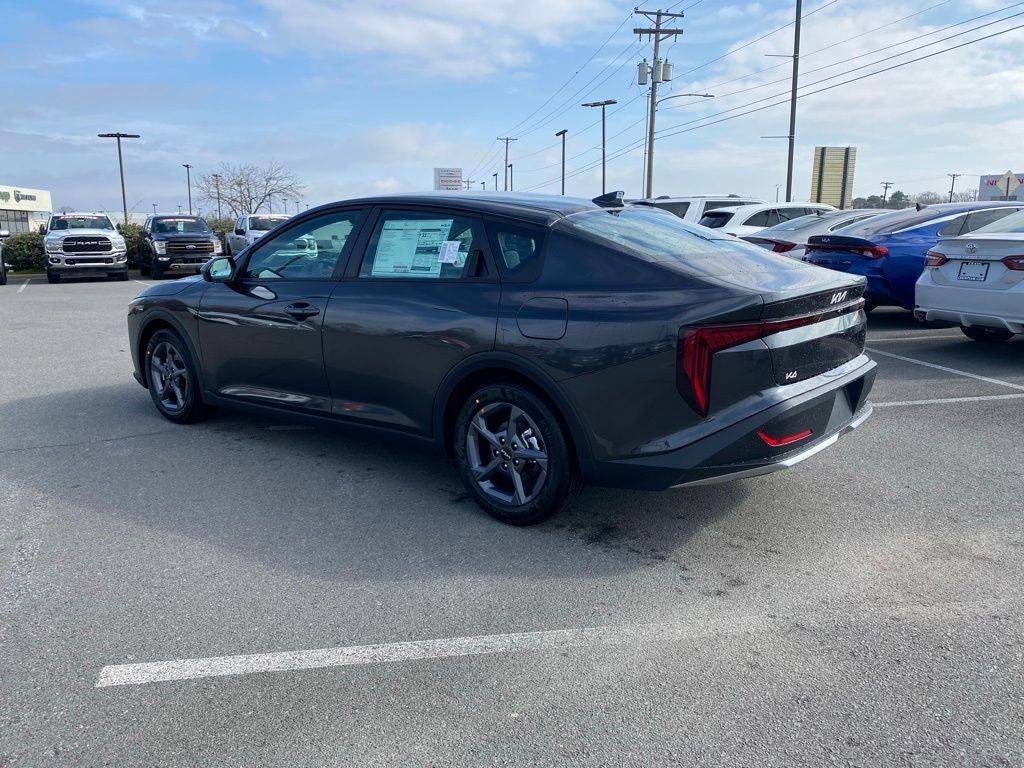 2026 Kia K4 LXS