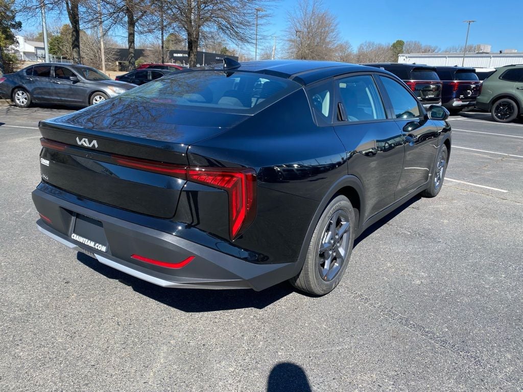 2026 Kia K4 LXS