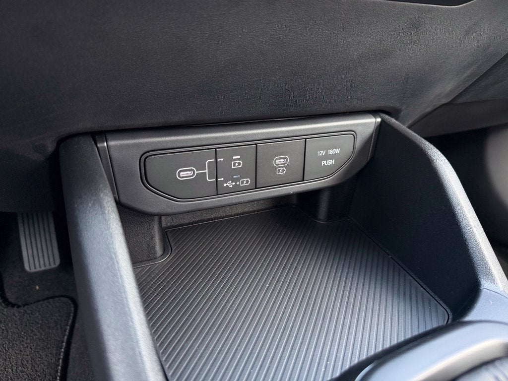 2027 Kia K4 LXS