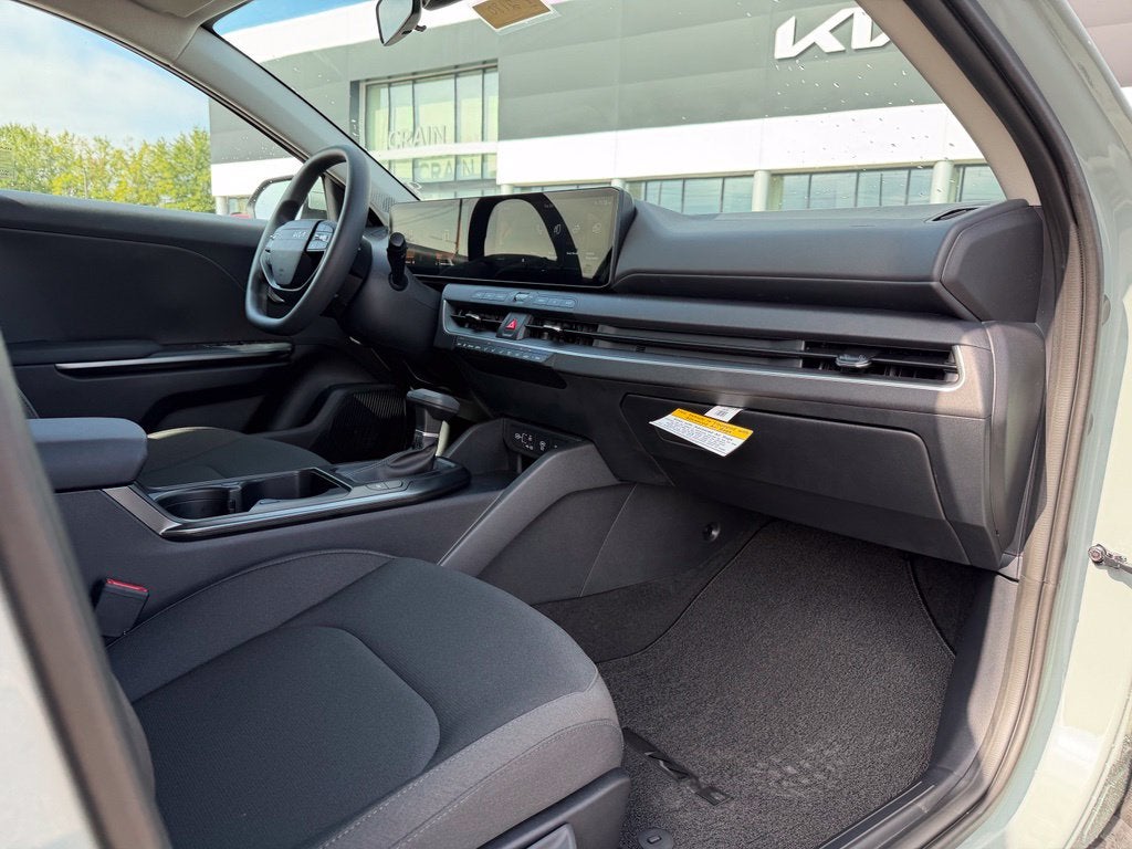 2027 Kia K4 LXS