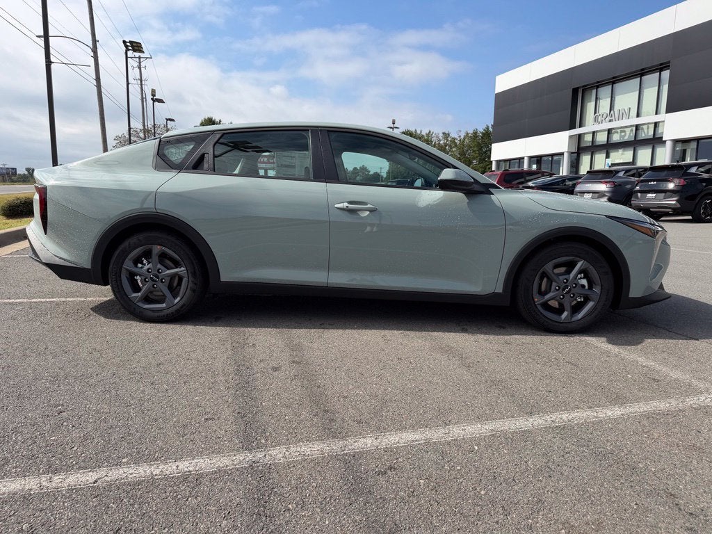 2027 Kia K4 LXS