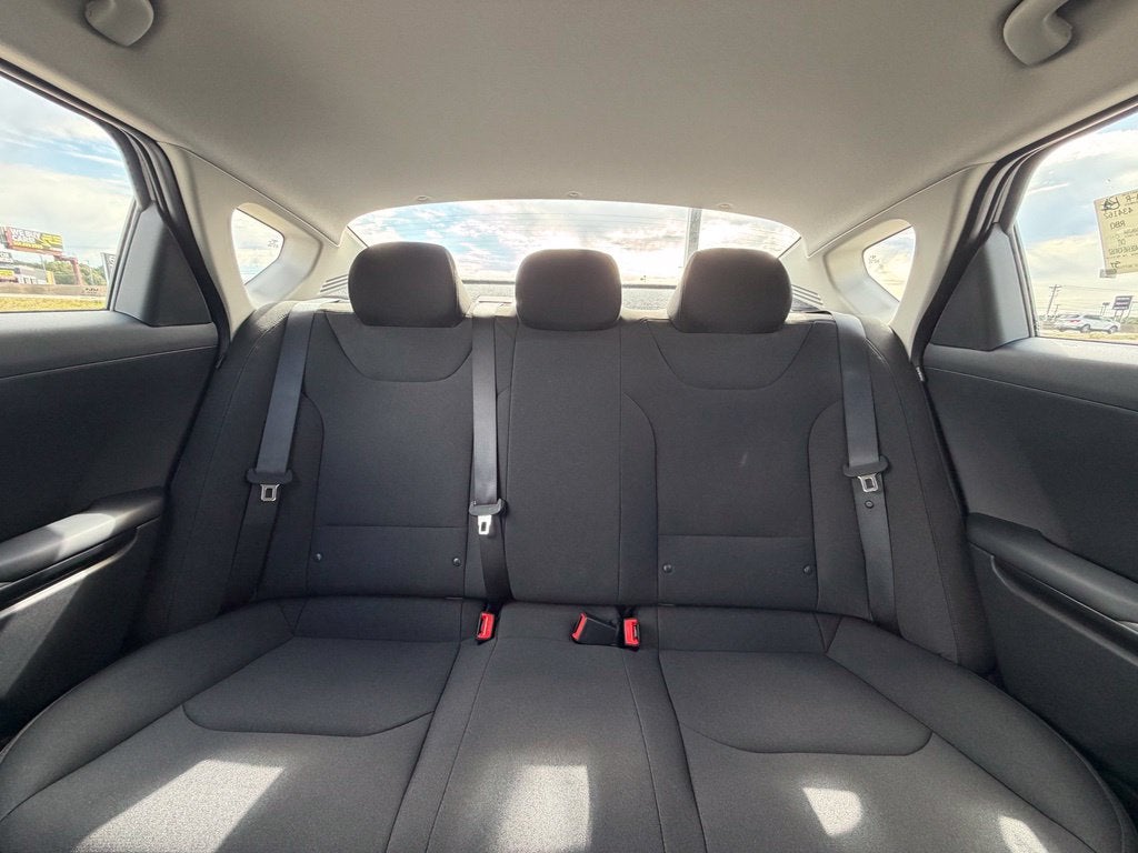 2027 Kia K4 LX