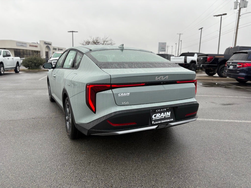 2025 Kia K4 LXS