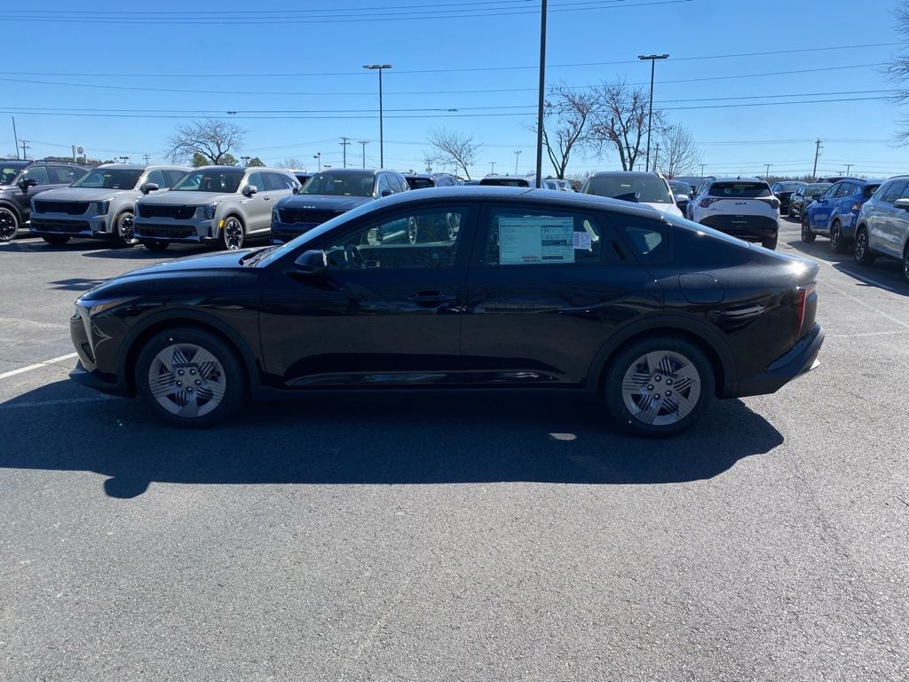 2026 Kia K4 LX