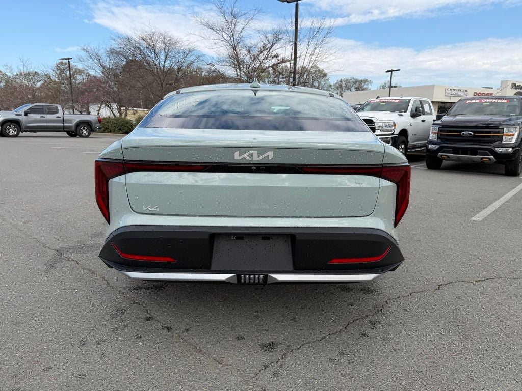 2026 Kia K4 LXS
