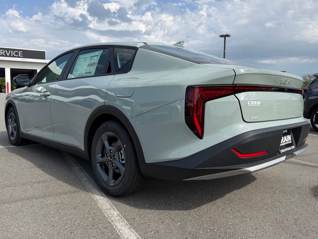 2026 Kia K4 LXS
