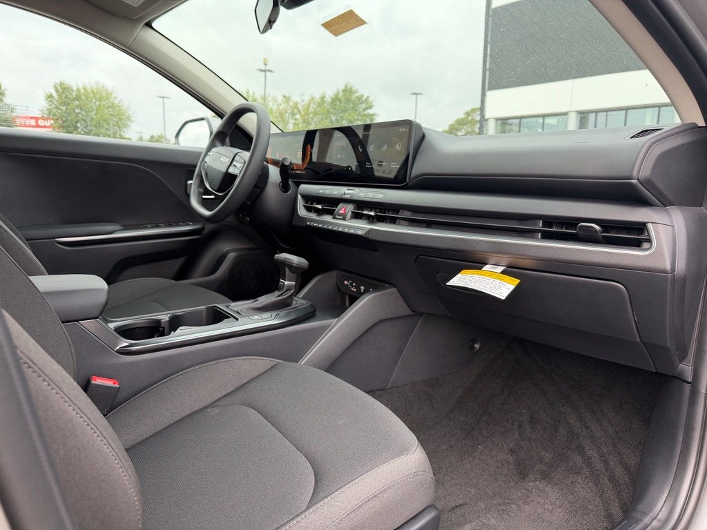 2027 Kia K4 LXS