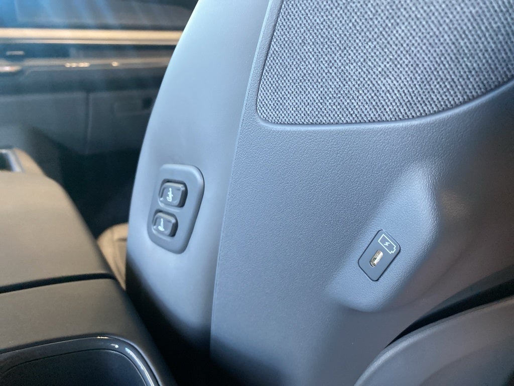 2026 Kia EV9 Light Long Range