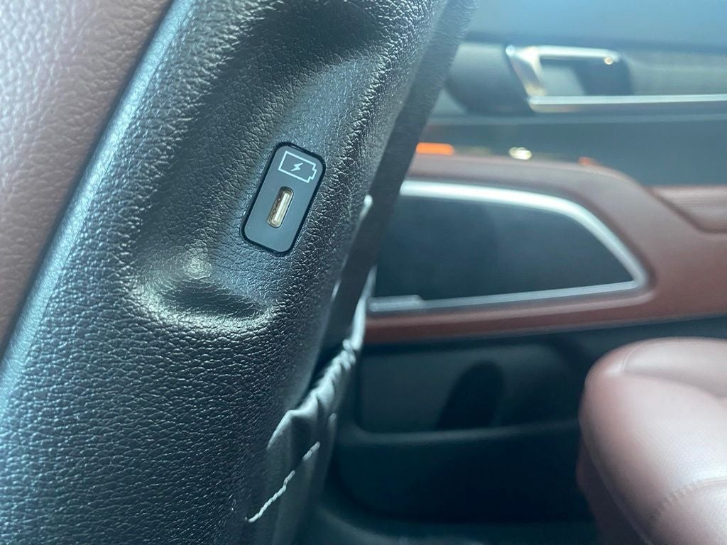2024 Kia Telluride EX Captains Chairs-Tow Package